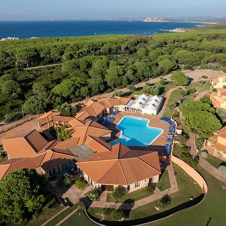 Cozy With Shared Pool