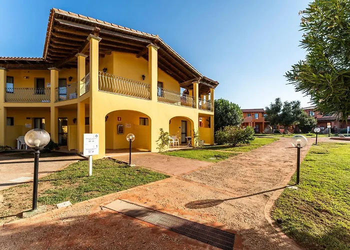 Cozy With Shared Pool Aglientu