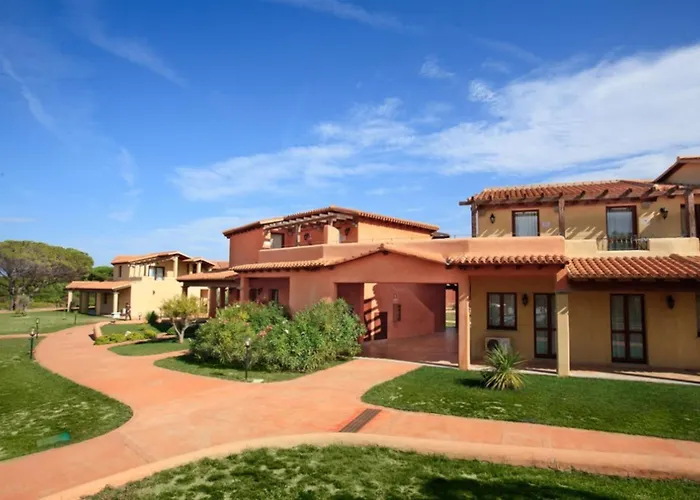 Appartamento Cozy With Shared Pool Aglientu