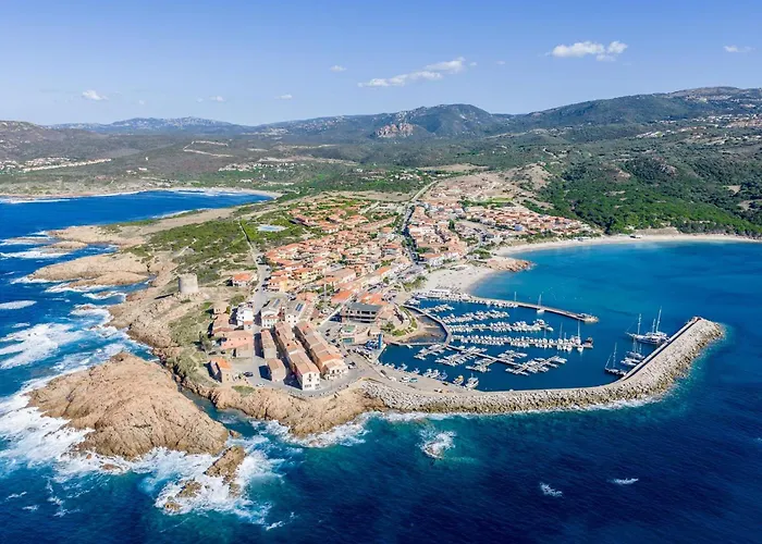 Cozy With Shared Pool